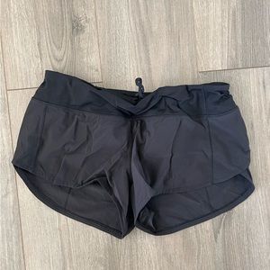 Lululemon Hotty Hot Short
